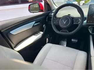 2023 VinFast VF 8 Plus