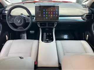 2023 VinFast VF 8 Plus