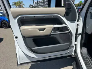 2022 Land Rover Defender X-Dynamic HSE