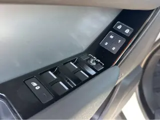 2024 Land Rover Range Rover Velar
