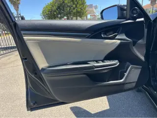 2017 Honda Civic Hatchback