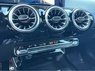 2025 Mercedes-Benz AMG CLA 35