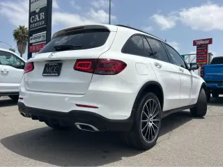 2022 Mercedes-Benz GLC 300