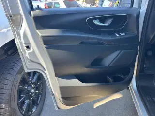2016 Mercedes-Benz Metris Passenger Van