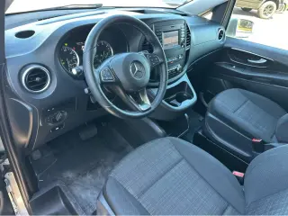2016 Mercedes-Benz Metris Passenger Van