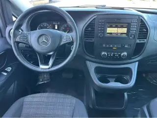 2016 Mercedes-Benz Metris Passenger Van