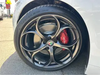 2019 Alfa Romeo Giulia Ti Sport