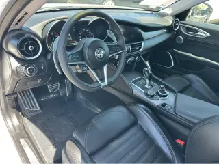 2019 Alfa Romeo Giulia Ti Sport