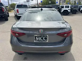 2022 Alfa Romeo Giulia