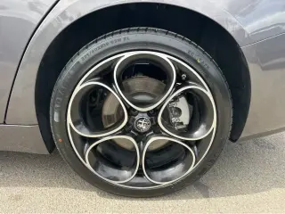 2022 Alfa Romeo Giulia