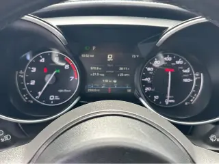 2022 Alfa Romeo Giulia
