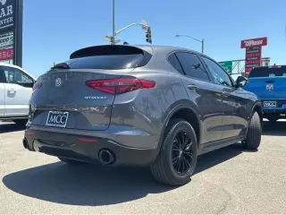 2023 Alfa Romeo Stelvio Sprint