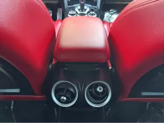 2023 Alfa Romeo Stelvio Sprint