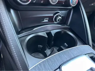 2023 Alfa Romeo Stelvio Sprint
