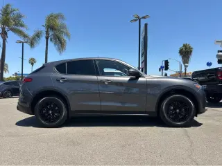 2023 Alfa Romeo Stelvio Sprint