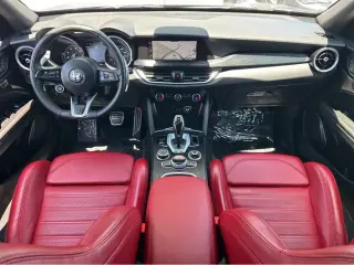 2023 Alfa Romeo Stelvio Sprint