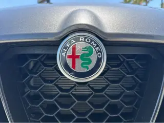 2023 Alfa Romeo Stelvio Sprint