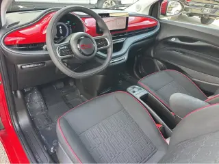 2024 FIAT 500e INSPI(RED)