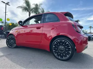 2024 FIAT 500e INSPI(RED)