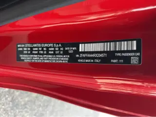 2024 FIAT 500e INSPI(RED)