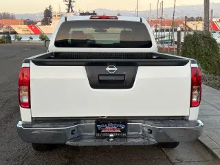2013 Nissan Frontier S