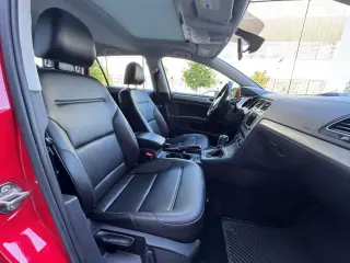 2017 Volkswagen Golf Wolfsburg Edition