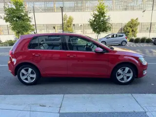 2017 Volkswagen Golf Wolfsburg Edition