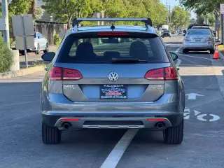 2017 Volkswagen Golf Alltrack