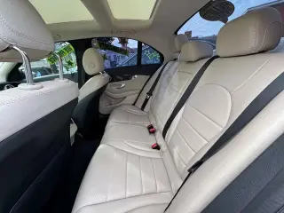 2017 Mercedes-Benz C 300 4MATIC Sedan