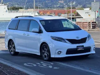2016 Toyota Sienna