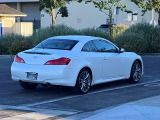 2011 INFINITI G37 Convertible