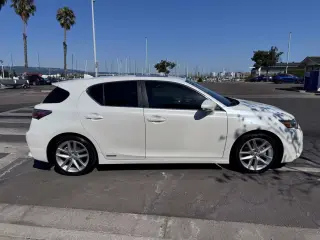 2017 Lexus CT 200h