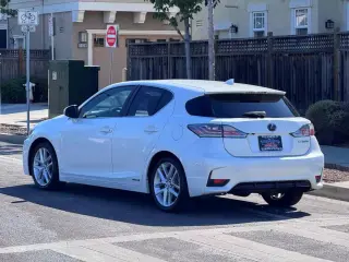 2017 Lexus CT 200h