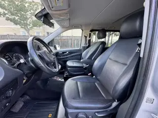 2016 Mercedes-Benz Metris Passenger Van