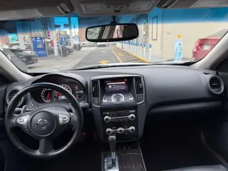 2012 Nissan Maxima