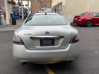 2012 Nissan Maxima