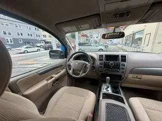 2013 Nissan Armada