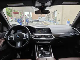 2020 BMW X5 M50i