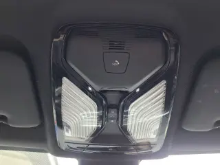 2020 BMW X5 M50i