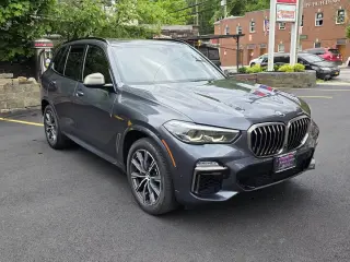 2020 BMW X5 M50i