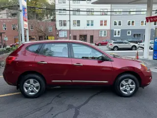 2014 Nissan Rogue Select