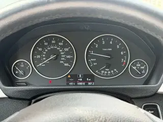 2014 BMW 3 Series 320i