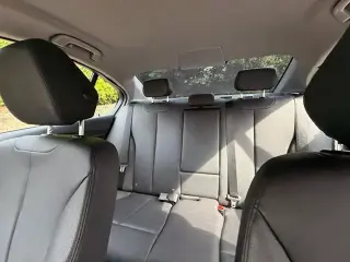 2014 BMW 3 Series 320i