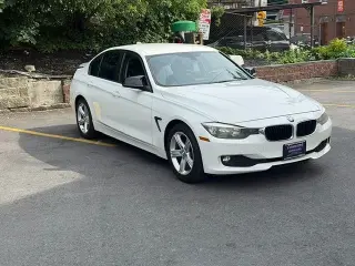 2014 BMW 3 Series 320i