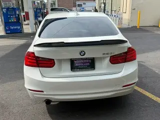 2014 BMW 3 Series 320i