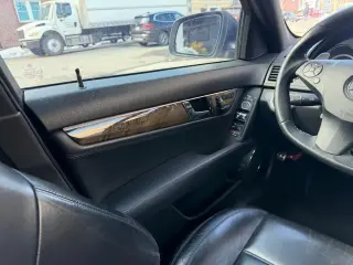 2009 Mercedes-Benz C63 AMG