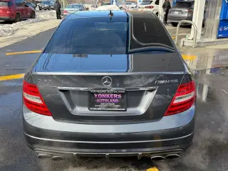 2009 Mercedes-Benz C63 AMG
