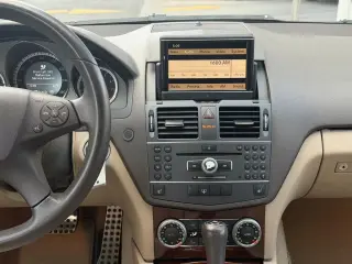 2011 Mercedes-Benz C 300 4MATIC Sport Sedan