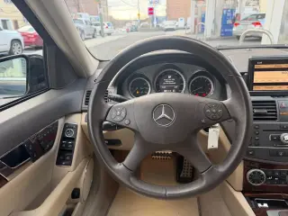 2011 Mercedes-Benz C 300 4MATIC Sport Sedan