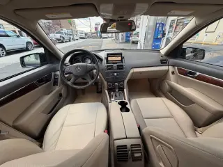 2011 Mercedes-Benz C 300 4MATIC Sport Sedan